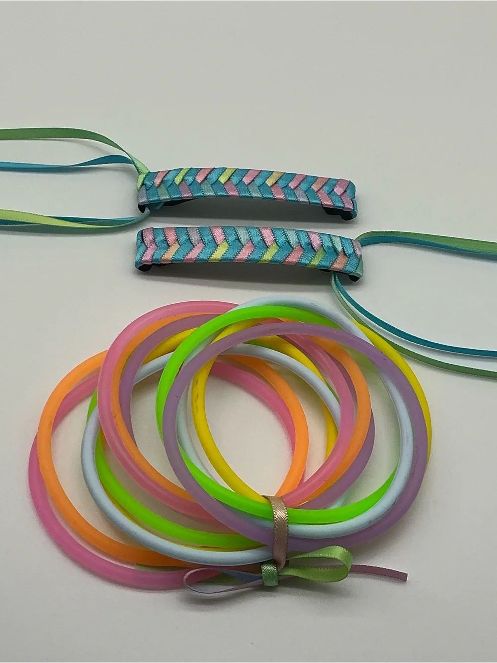 SkyBlue and Pastel Rainbow 80s Barrettes & 12 Jelly Bracelets